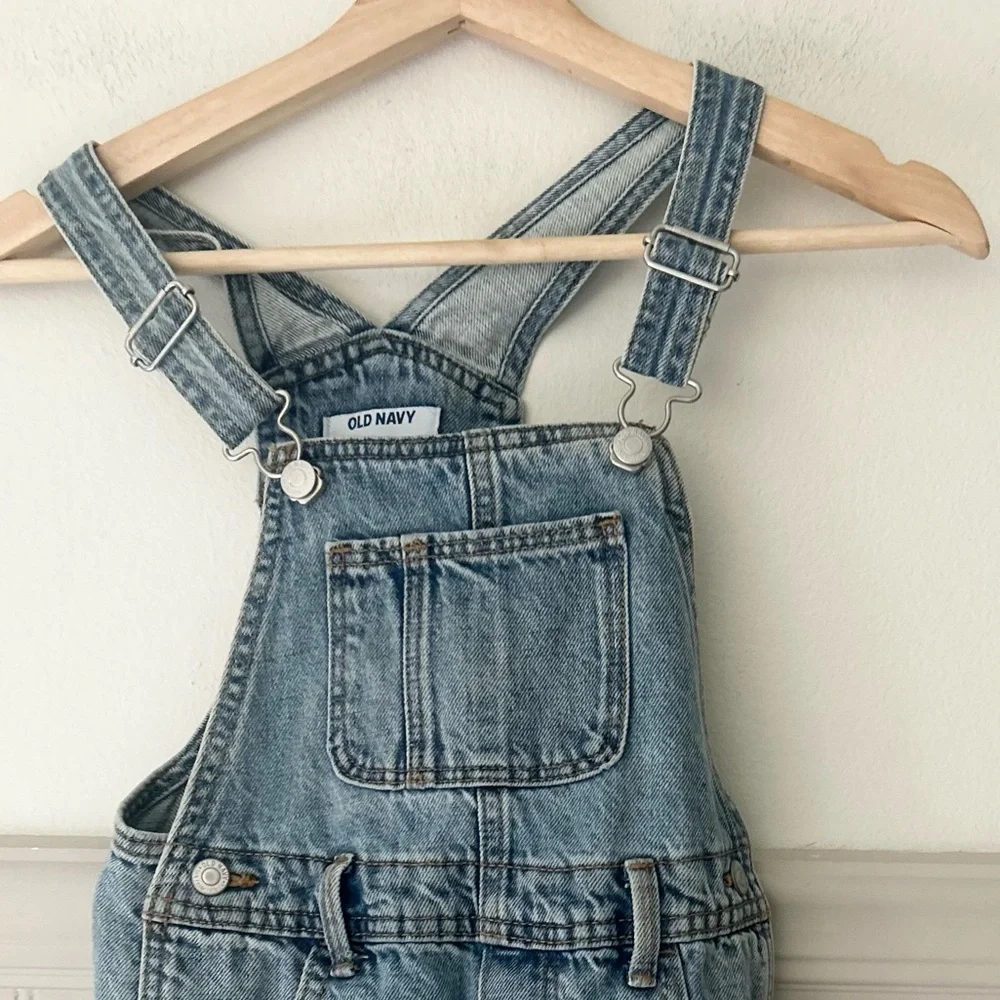 Old Navy 5T Girls Denim Light Blue Kids Overalls Shorts Shortalls